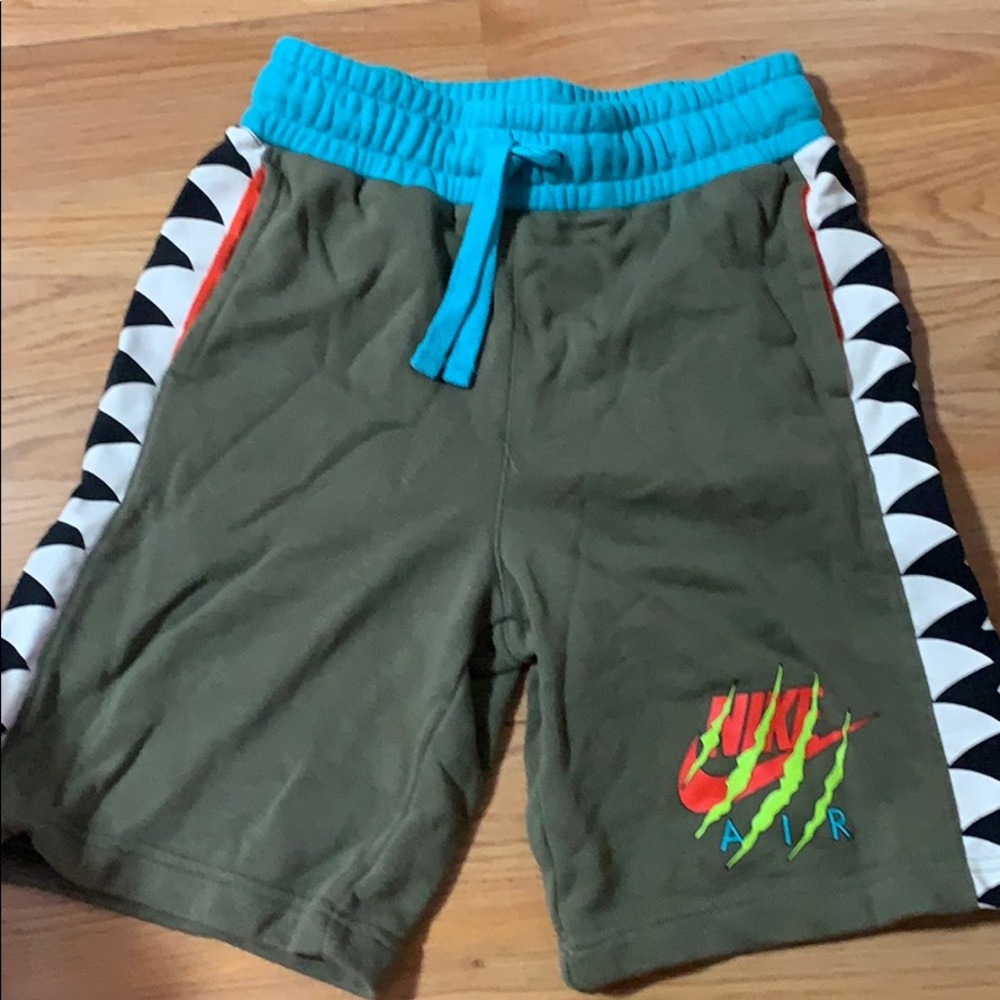 Boys Nike shorts
